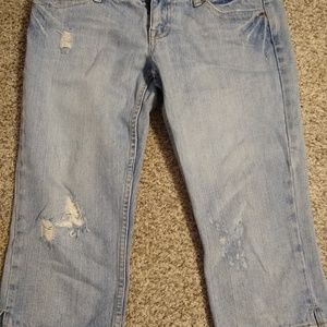 American Eagle size capris